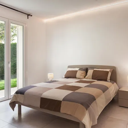 Apartment Manzoni 1